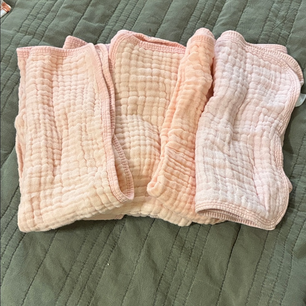 Soft Pink Kids Muslin Cloths